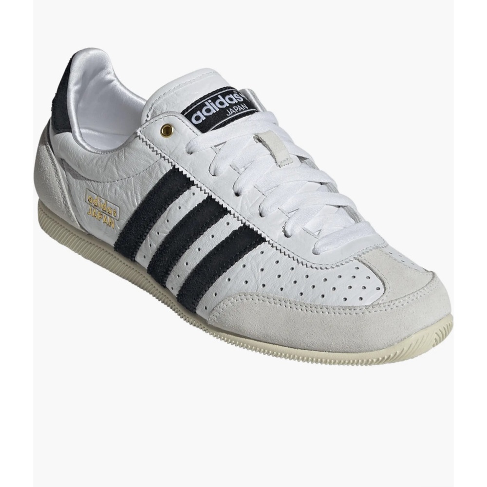 Adidas Japan low top white/ black sneakers 🖤